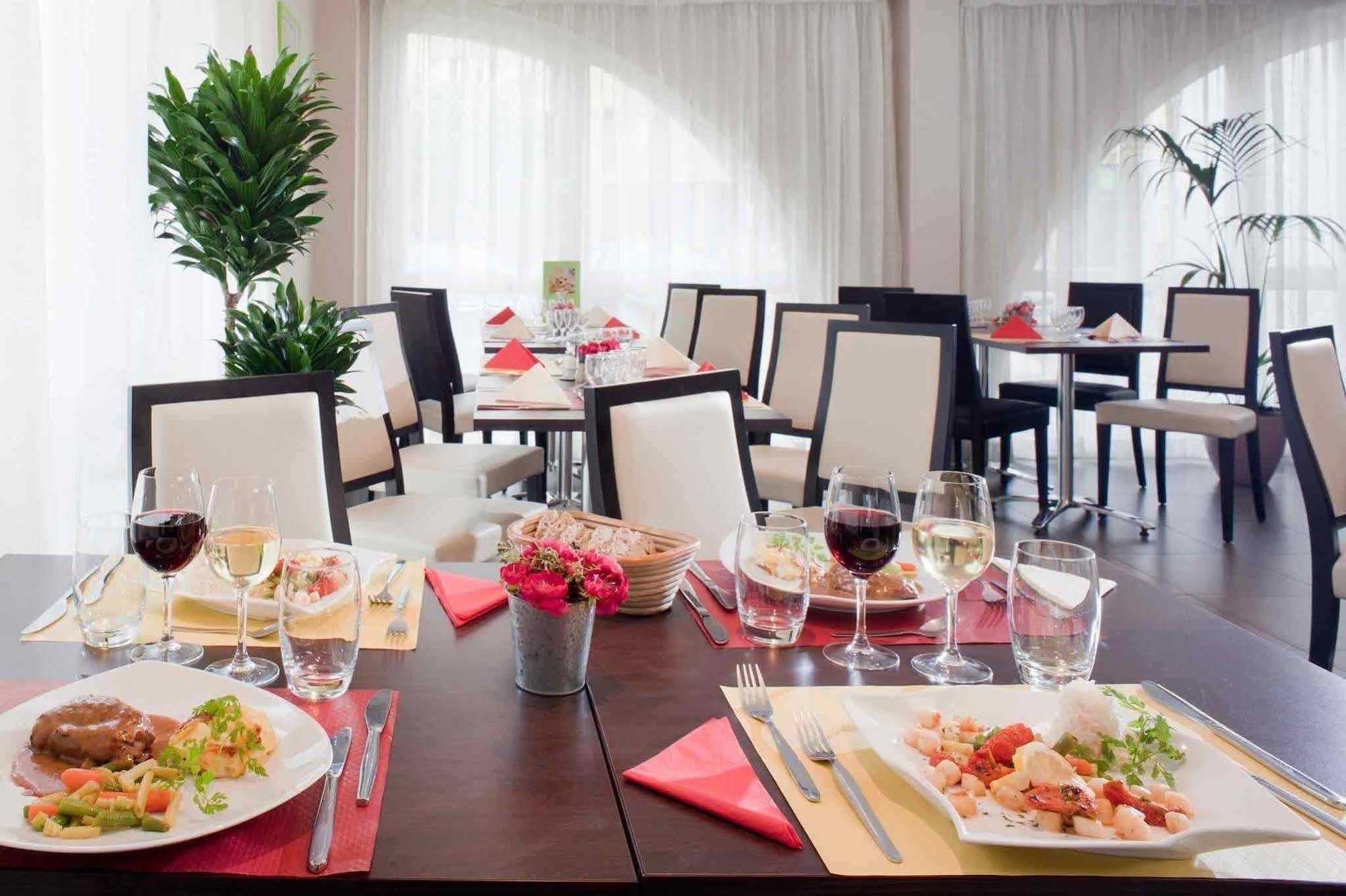 Ibis Styles Belfort Centre Экстерьер фото